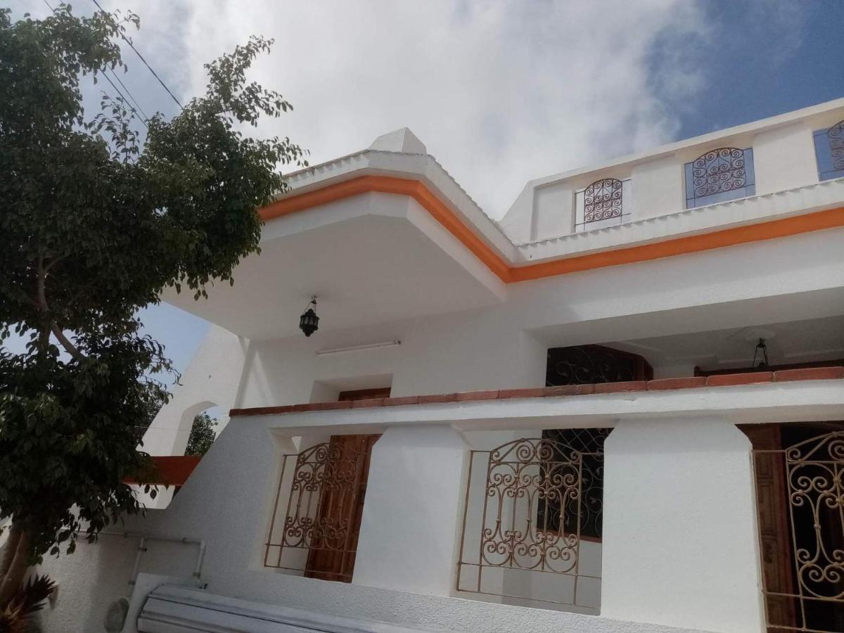Villa Luxueuse Meublee 斯法克斯 外观 照片